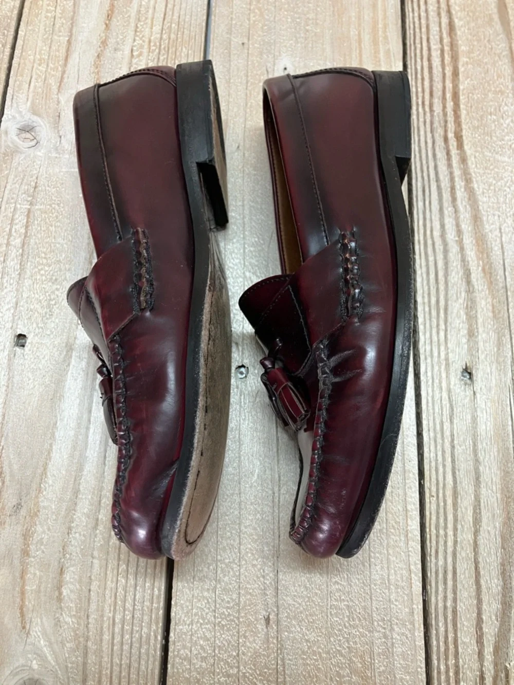 Johnston & Murphy Men’s Maroon Leather Tassel Loafers